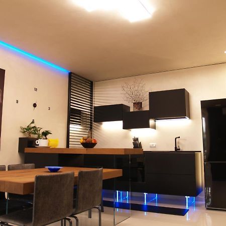 Casa Zaccolo - Adults Only Apartment Lignano Sabbiadoro Bagian luar foto
