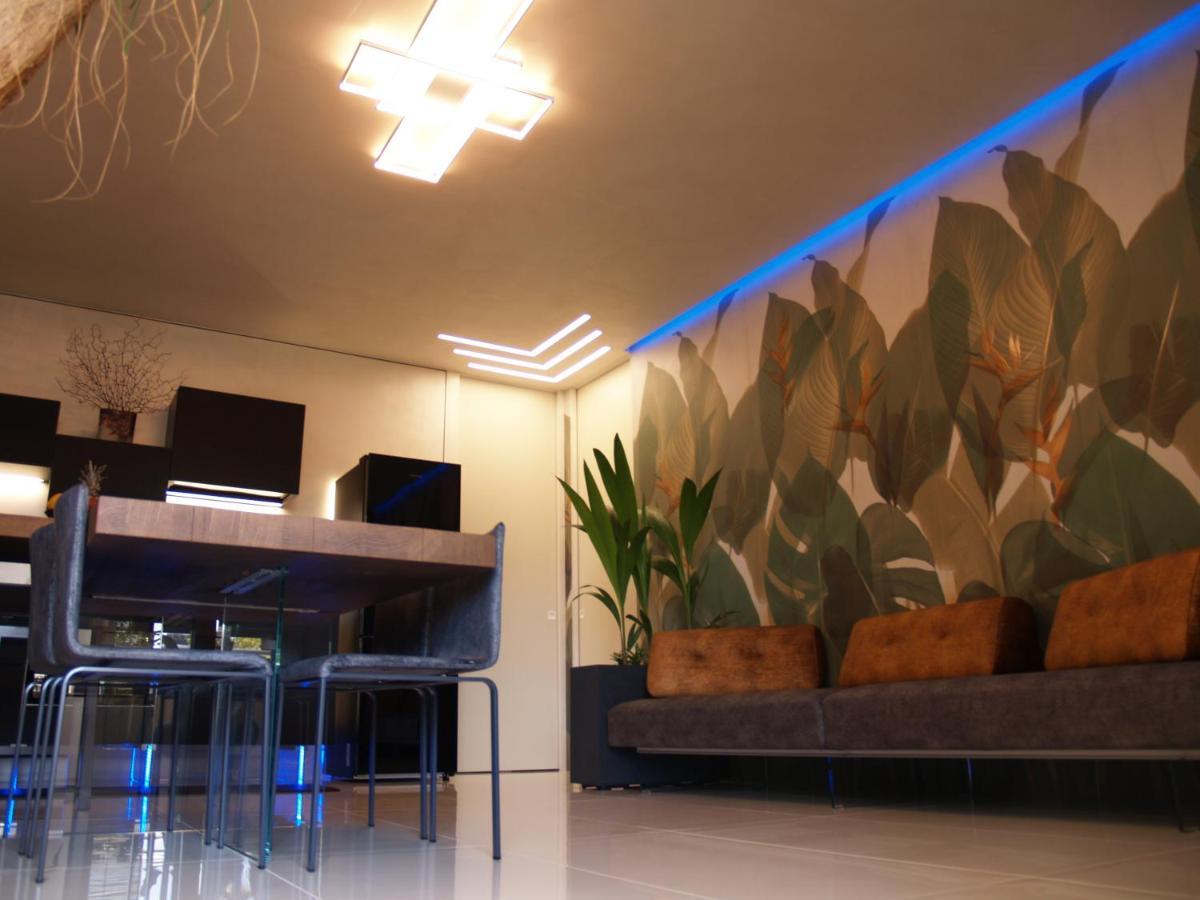 Casa Zaccolo - Adults Only Apartment Lignano Sabbiadoro Bagian luar foto